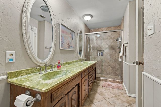 2201 Scarlet Lane, Grand Prairie, TX 75050
