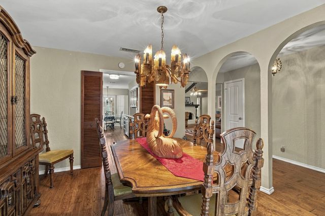 2201 Scarlet Lane, Grand Prairie, TX 75050