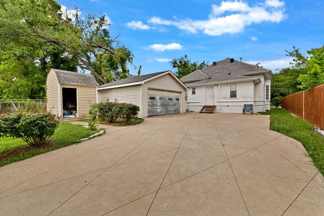 1811 Wesley Street, Greenville, TX 75401