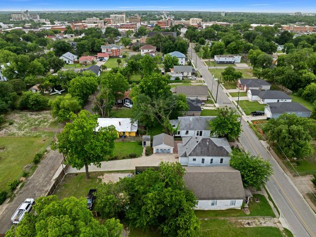 1811 Wesley Street, Greenville, TX 75401