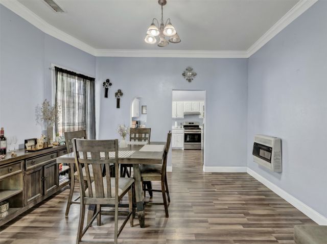 1811 Wesley Street, Greenville, TX 75401