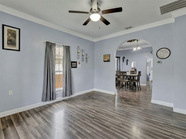 1811 Wesley Street, Greenville, TX 75401