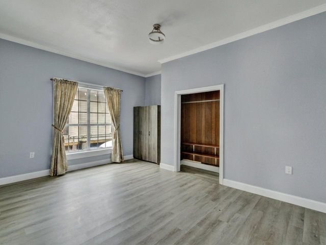 1811 Wesley Street, Greenville, TX 75401