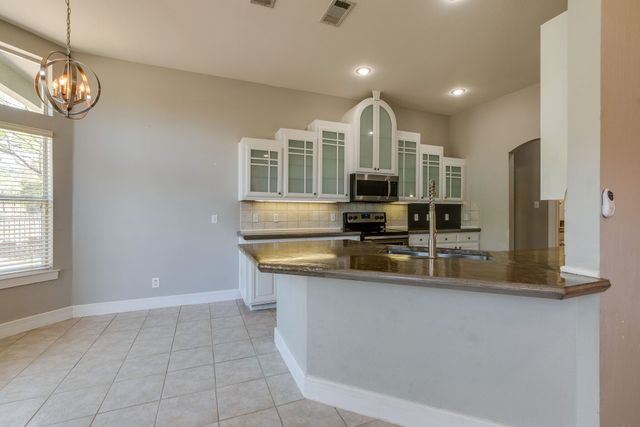 3320 Preston Club Drive, Sherman, TX 75092