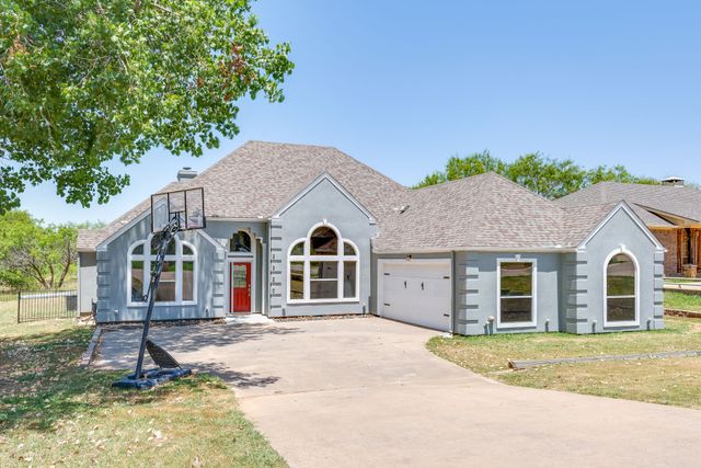 3320 Preston Club Drive, Sherman, TX 75092