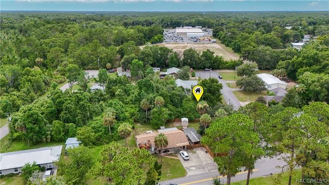 8458 W Buckwood Court, Homosassa, FL 34448
