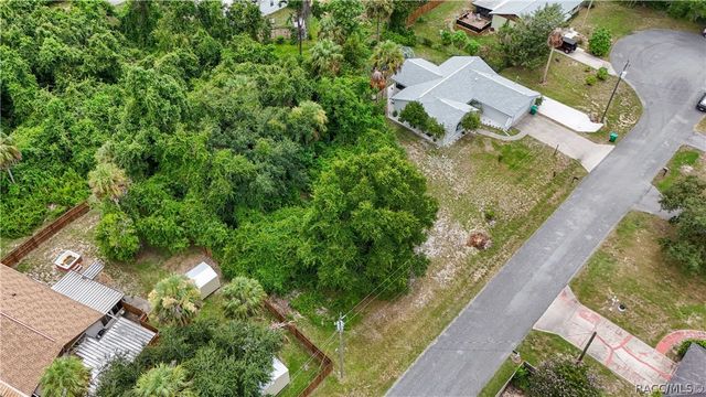 8458 W Buckwood Court, Homosassa, FL 34448
