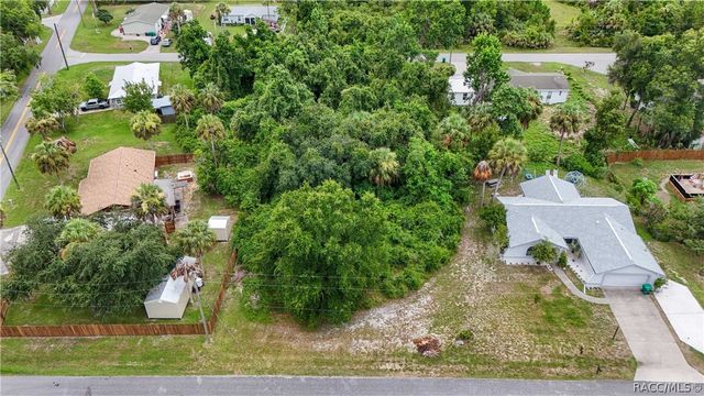 8458 W Buckwood Court, Homosassa, FL 34448