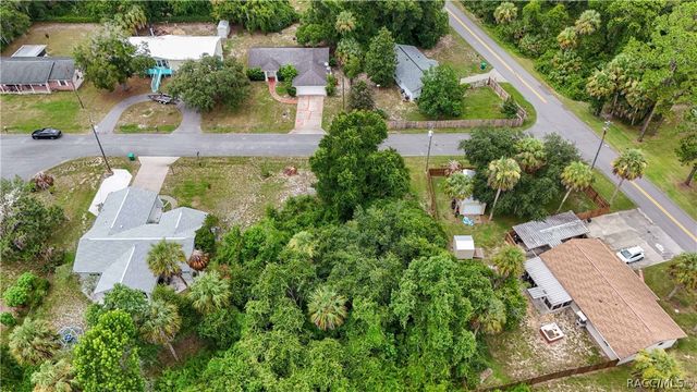 8458 W Buckwood Court, Homosassa, FL 34448