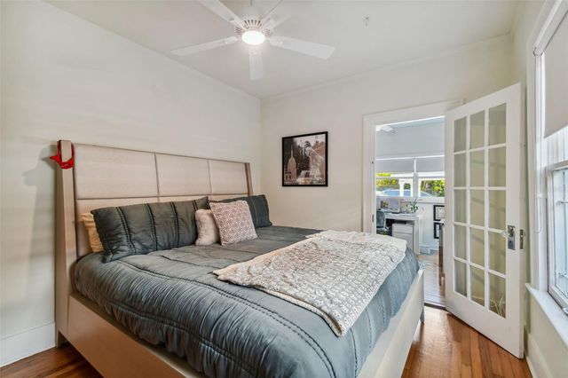 2111 W SOUTHVIEW AVENUE A, Tampa, FL 33606