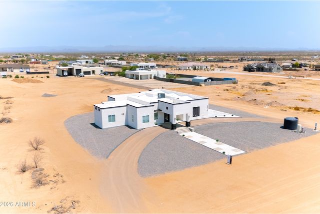 25778 W PEAKVIEW Road, Wittmann, AZ 85361