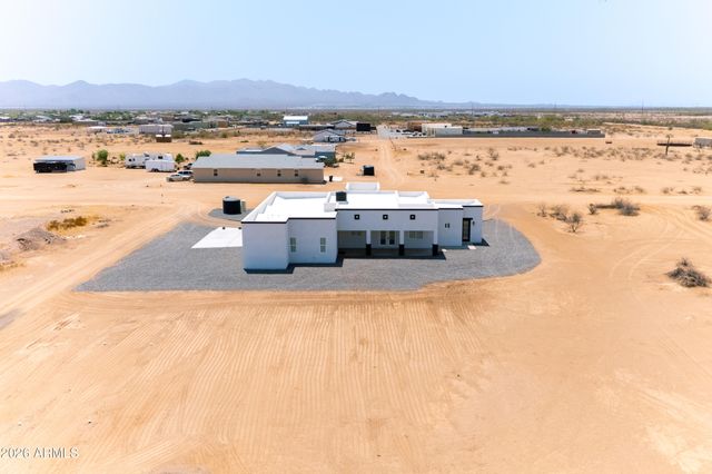 25778 W PEAKVIEW Road, Wittmann, AZ 85361