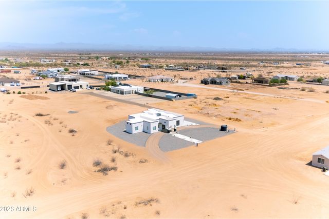 25778 W PEAKVIEW Road, Wittmann, AZ 85361