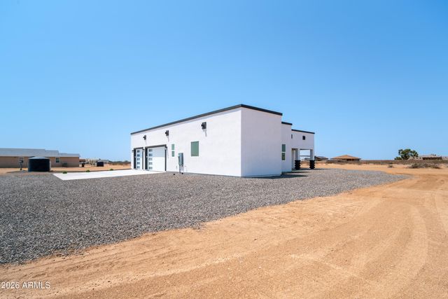 25778 W PEAKVIEW Road, Wittmann, AZ 85361