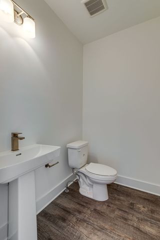 1020 Scenic View Ct, Old Hickory, TN 37138