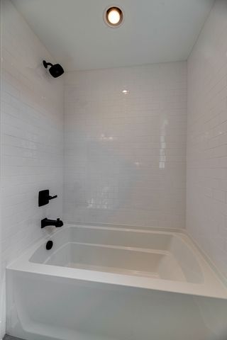 1020 Scenic View Ct, Old Hickory, TN 37138