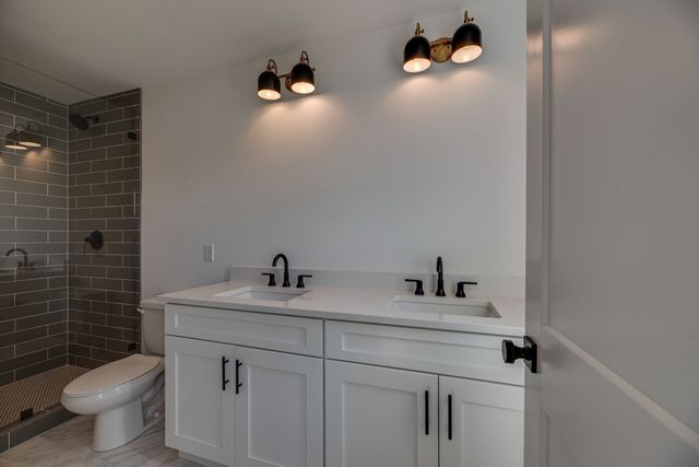 1020 Scenic View Ct, Old Hickory, TN 37138