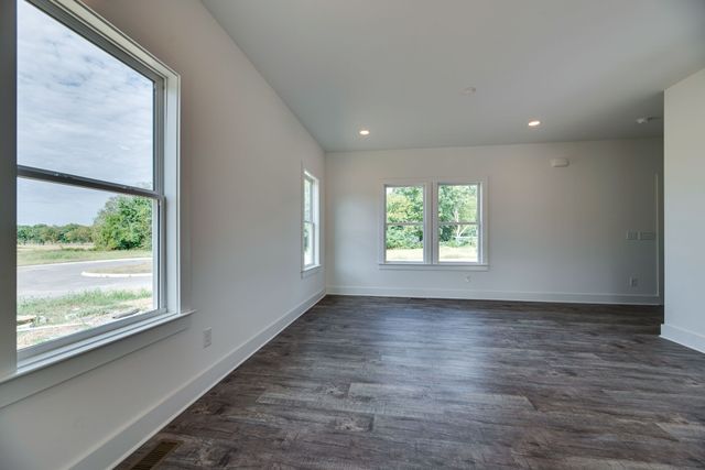 1020 Scenic View Ct, Old Hickory, TN 37138