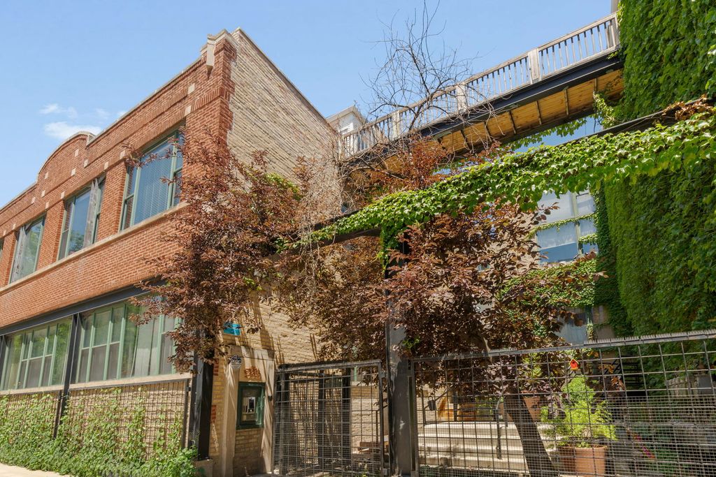 2943 N Lincoln Avenue 204, Chicago, IL 60657 — exterior