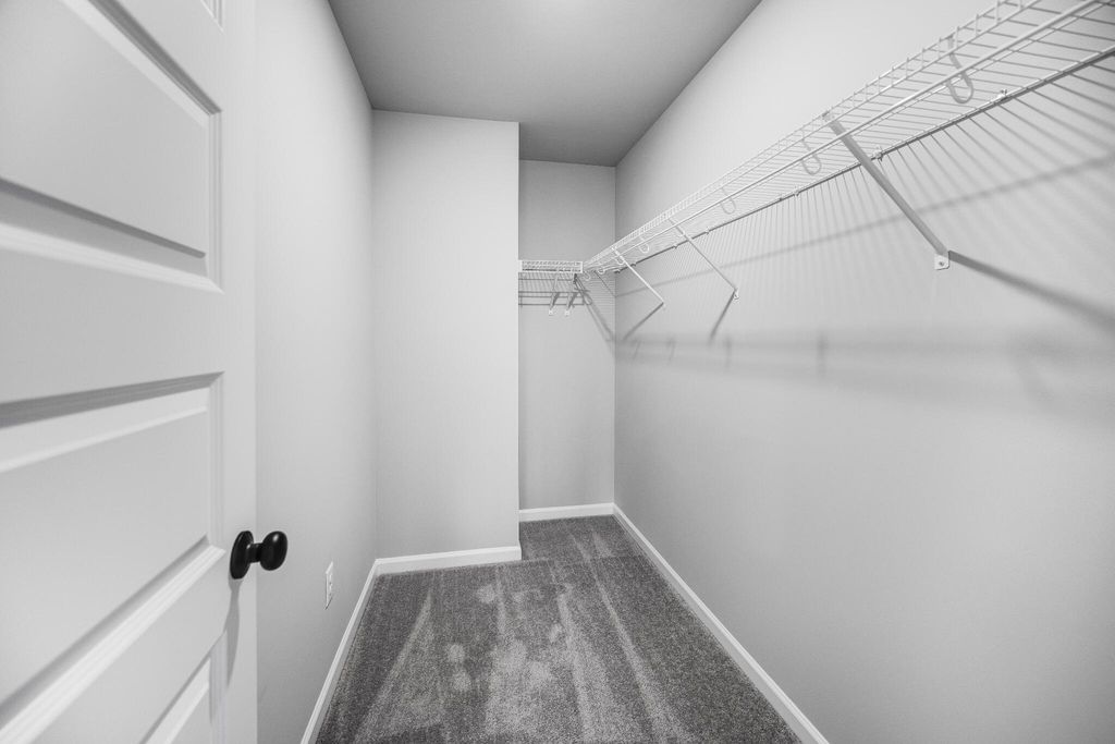 Image 23 of property listing at 147 Green Thistle Way, Summerville, SC 29483