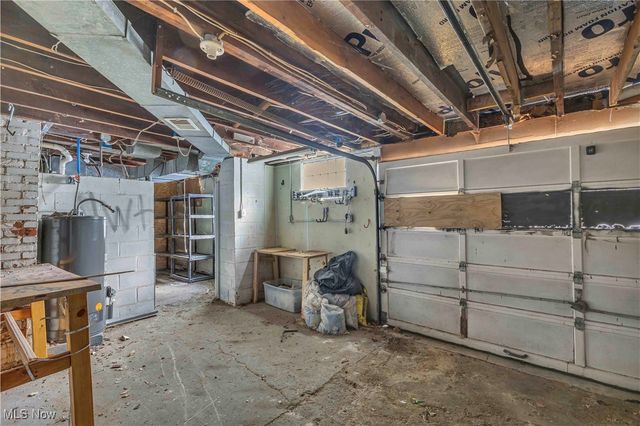 7426 Youngstown Pittburgh Road, Poland, OH 44514