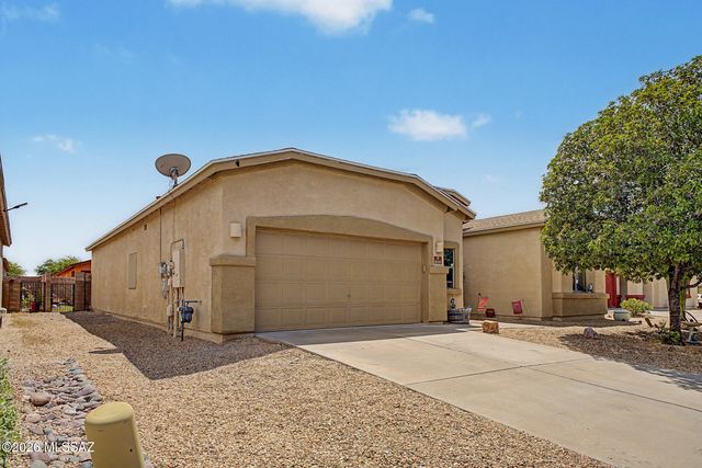 8269 W Calle Escorial, Tucson, AZ 85757