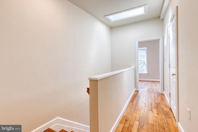 422 E LANVALE ST, Baltimore, MD 21202