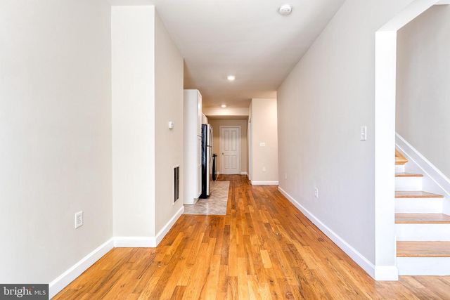 422 E LANVALE ST, Baltimore, MD 21202