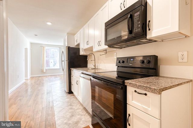 422 E LANVALE ST, Baltimore, MD 21202