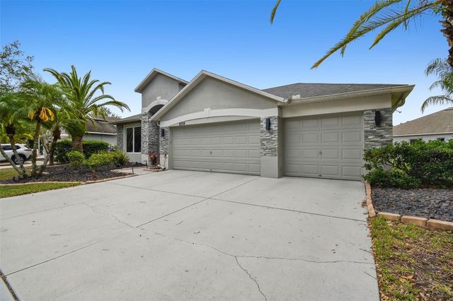 8208 PINEWOOD RUN COURT, Tampa, FL 33647