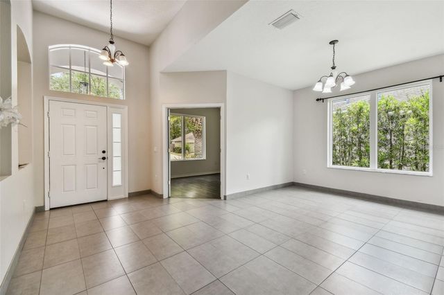 8208 PINEWOOD RUN COURT, Tampa, FL 33647
