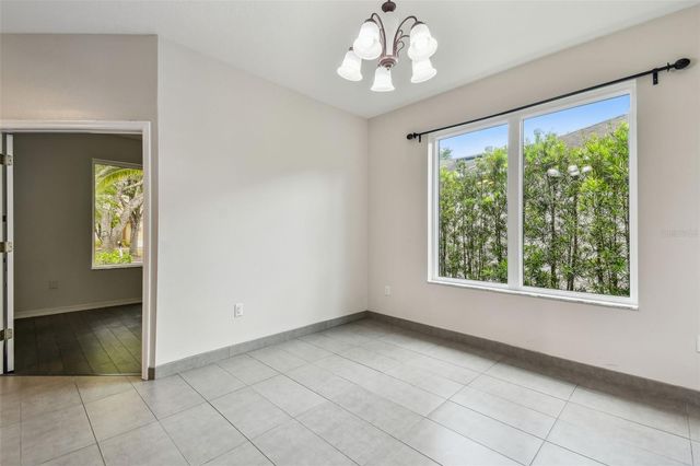 8208 PINEWOOD RUN COURT, Tampa, FL 33647