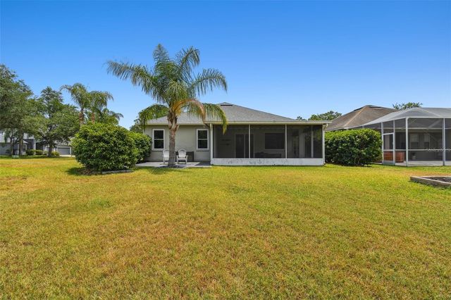 8208 PINEWOOD RUN COURT, Tampa, FL 33647