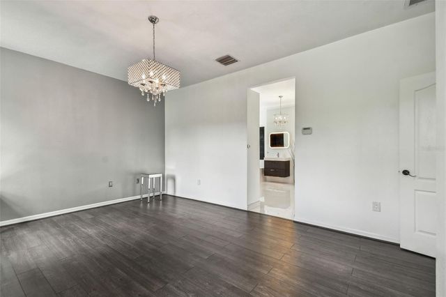 8208 PINEWOOD RUN COURT, Tampa, FL 33647