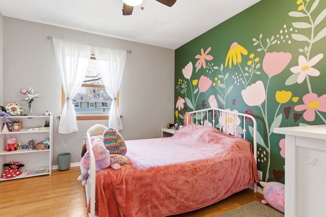 329 Tanoak Lane, Naperville, IL 60540