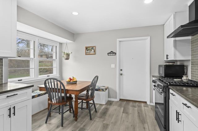 4662 N Parkside DRIVE, Wauwatosa, WI 53225