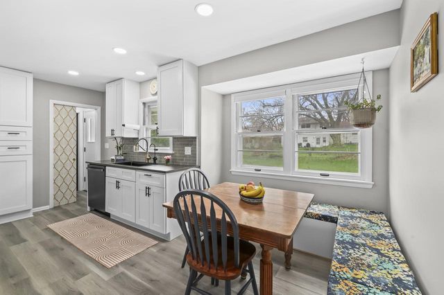 4662 N Parkside DRIVE, Wauwatosa, WI 53225