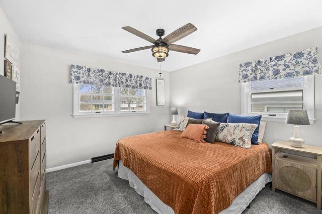 4662 N Parkside DRIVE, Wauwatosa, WI 53225