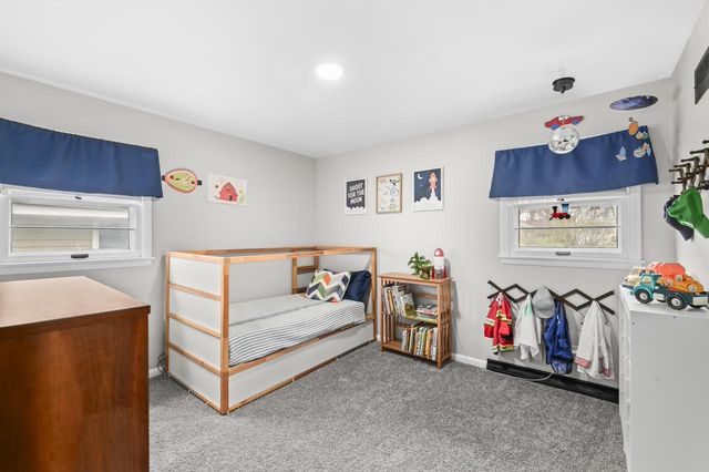 4662 N Parkside DRIVE, Wauwatosa, WI 53225