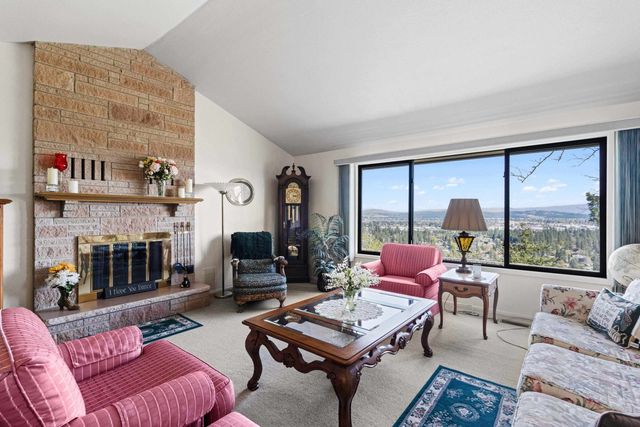 7910 N Panorama Dr, Spokane, WA 99208