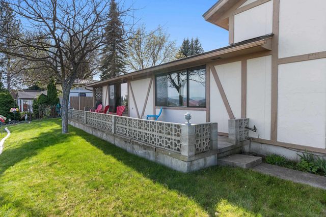 7910 N Panorama Dr, Spokane, WA 99208