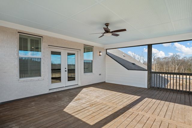 7293 Ruzek Ct, Fairview, TN 37062