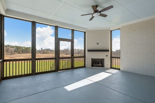 7293 Ruzek Ct, Fairview, TN 37062