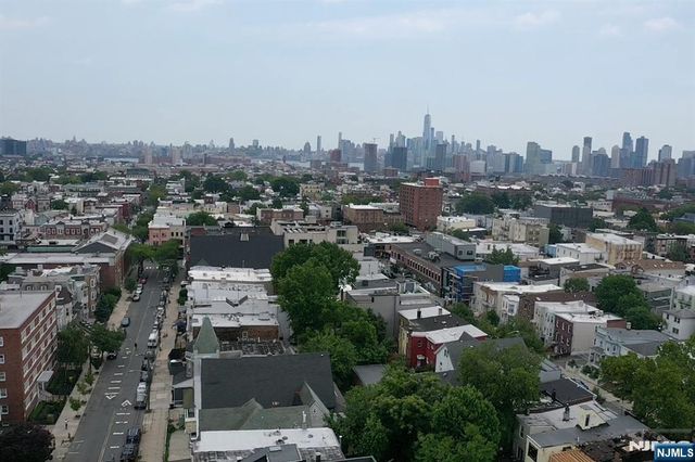 154 Bowers Street 2D, Jersey City, NJ 07307