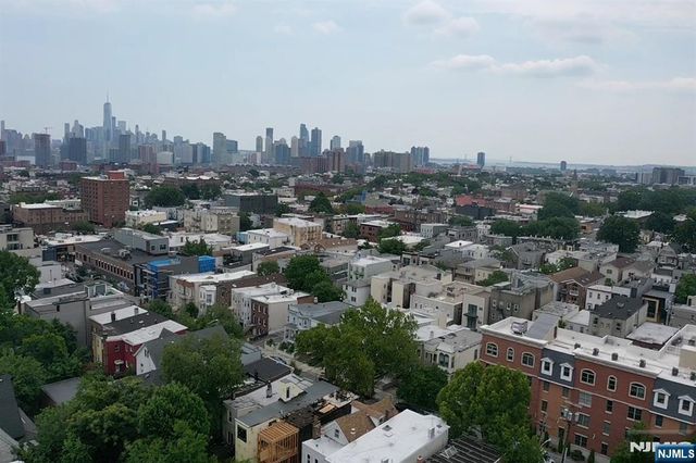 154 Bowers Street 2D, Jersey City, NJ 07307