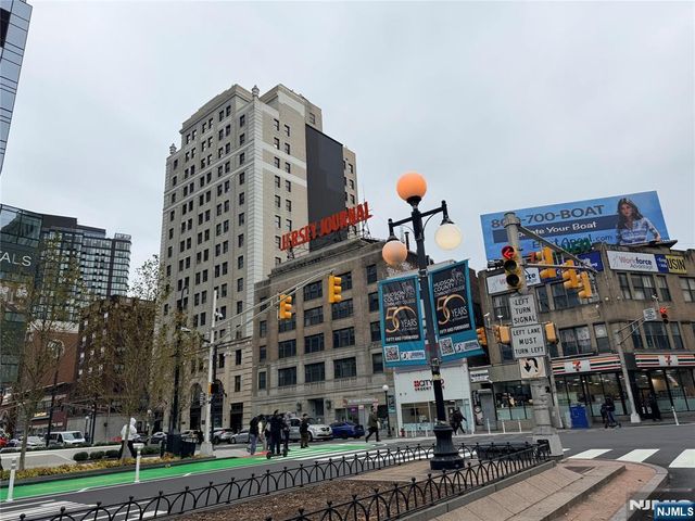 154 Bowers Street 2D, Jersey City, NJ 07307