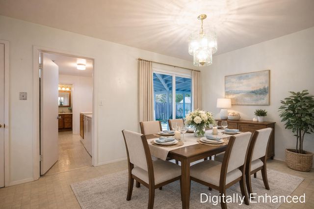 2100 Deerfield Avenue, Redding, CA 96002