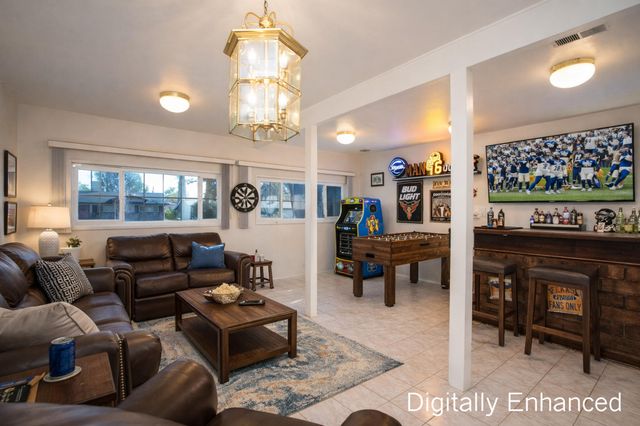 2100 Deerfield Avenue, Redding, CA 96002