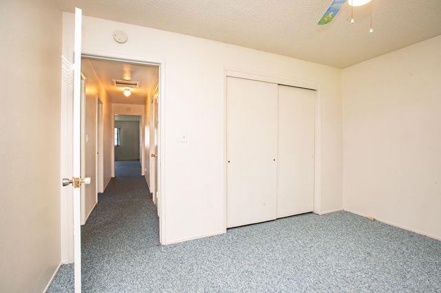 2100 Deerfield Avenue, Redding, CA 96002