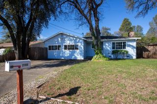2100 Deerfield Avenue, Redding, CA 96002